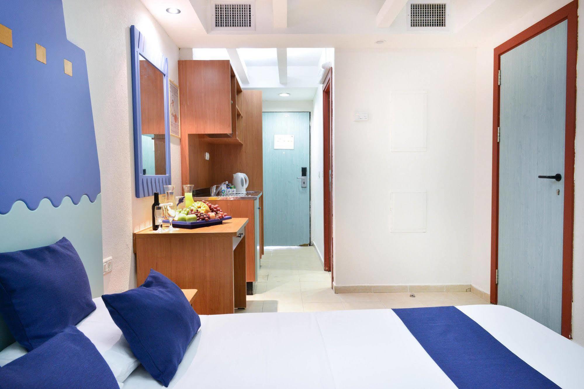Club In Eilat - Coral Beach Villa Resort ภายนอก รูปภาพ